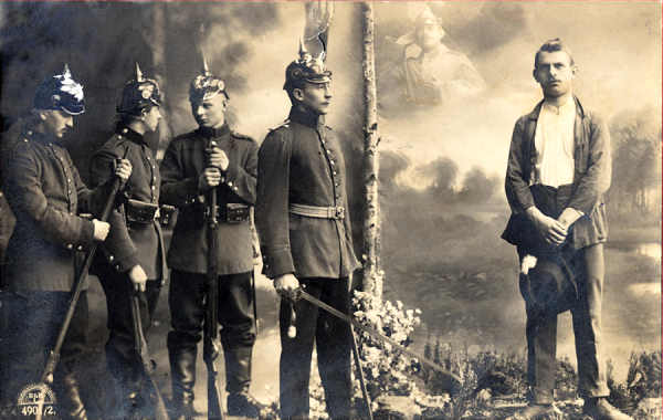 S�rie 4901/2 - Fuzilamento - Edi��o Regel & Krug, Leipzig - Dim. 13,7x8,5 cm - Col. Am�lcar Monge da Silva (cerca de 1913)