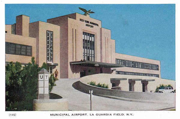 P 115 - New York City; c.1950 - La Guardia Municipal Airport - Dim. 15,3x10,2 cm  - Editor �The American News Co�, New York - Col. A. Monge da Silva (cerca de 1950)
