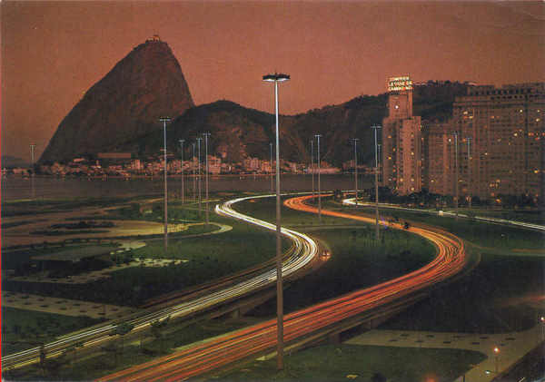 N� 82 - Crep�sculo no aterro do Flamengo - Dim. 14,8x10,4 cm - Editora Mercator, S Paulo - Usado em 1974 -  Col. A. Monge da Silva (1969)