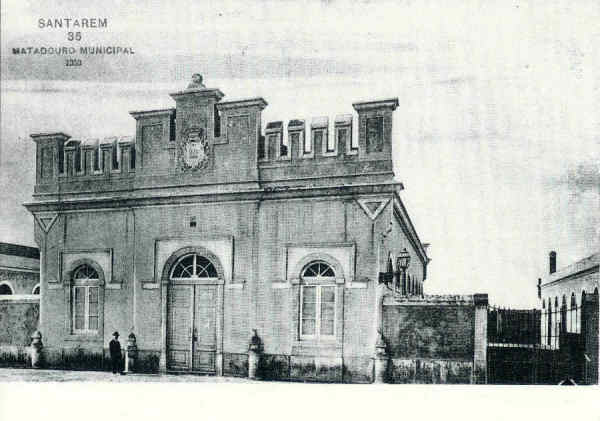 N� 16 Santar�m - Matadouro Municipal - Ed. Associa��o Estudos e Defesa do Patrim�nio Hist�rico-Cultural de Santar�m - SD - Dim. 14,9x10,5cm - Col. M. Soares Lopes