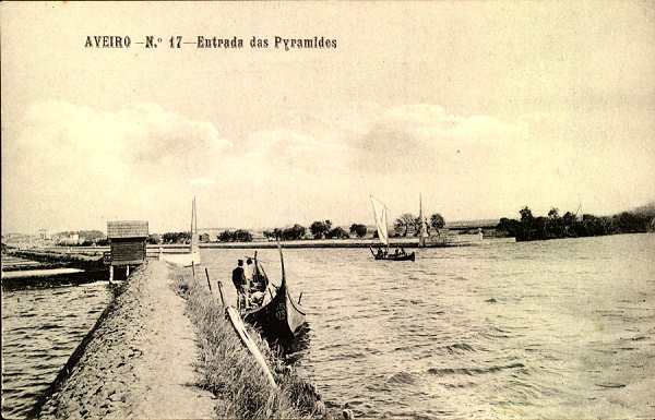 N� 17 - AVEIRO. Entrada das Pyramides - Editores Moreira & Torres, Aveiro - SD - Dim. 87x137 mm - Col. �nio Semedo