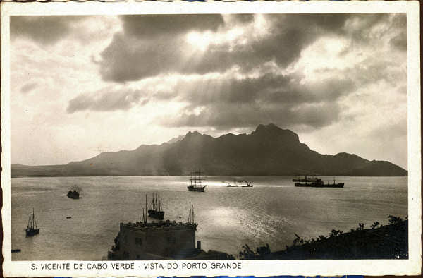 SN - S. Vicente de Cabo Verde - Vista do Porto Grande - Edi��o da Casa do Le�o, S. Vicente - SD - Dim. 92x140 mm - Col. �nio Semedo