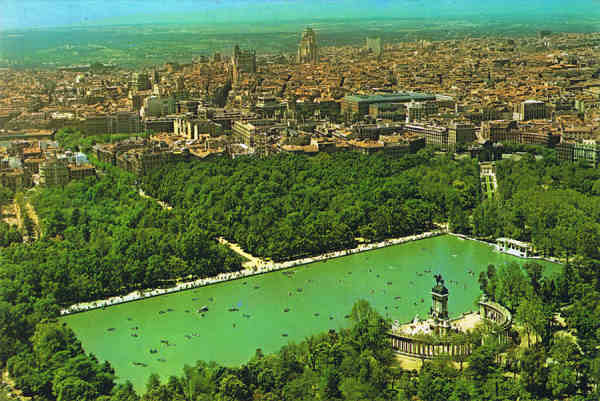 N.� 253 - MADRID - Estanque del Retiro y vista parcial de Madrid - Ed. J. L. GALLEGOS - MADRID - SD - Dim. 14,9x10 cm - Col. Manuel B�ia (1990)