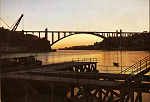 N� 20 - PORTO. PORTUGAL. Ponte da Arr�bida. Entardecer - Ed. Cenyro de Caridade N� Sr� do Perp�tuo Socorro, Porto - SD - Dim. 104x149 mm - Col. Gra�a Maia