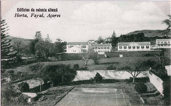 SN - Edificios da col�nia allem� da Horta - Editor desc - Dim. 137x86 mm - Col. A. Monge da Silva (c. 1910)