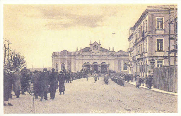 N.� 23 - Esta��o de Caminhos de Ferro - COIMBRA - Ed. An�nima (cerca de 2012) - Dim. 140x90 mm - Col. �nio Semedo