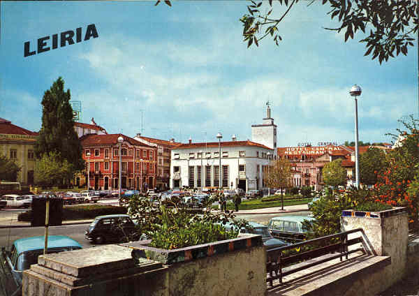 N� 223/378 - LEIRIA. Centro da Cidade - Ed. G�tica, Oorto, Rua N� Sr� de F�tima, 298, tel. 66347 - SD - Dim. 145x103 mm - Col. Gra�a Maia