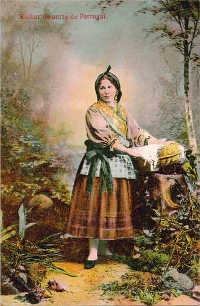 N� 1130 - Mulher do Norte de Portugal - Edi��o Costa, R. do Ouro 295, Lisboa - Dim. 139x91 mm - Col. A. Monge da Silva (c. 1910)