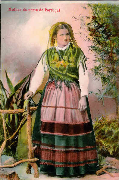N� 1138 - Mulher do Norte de Portugal - Edi��o Costa, R. do Ouro 295, Lisboa - Dim. 139x91 mm - Col. A. Monge da Silva (c. 1910)