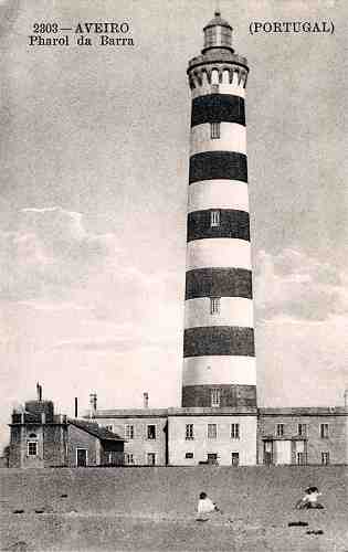 N.� 2303 - Aveiro - Pharol  da Barra - Dimens�es: 8,7x13,7 cm. - Col. Miguel Chaby (data?).