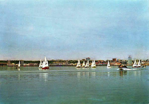 N.� 22 - LUANDA Ba�a de Luanda - Ed. ELMAR - S/D - Dimens�es: 14,7x10,4 cm. - Col. Jos� Manuel C. Pereira (1972).