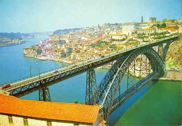 N.� 909 - PORTO-Portugal: Ponte de D. Lu�s - Edi��o C�mer, Trav. do Alecrim, 1 - Tel. 328775, Lisboa - S/D - Dimens�es: 14,8x10,3 cm. - Col. F�tima B�ia.