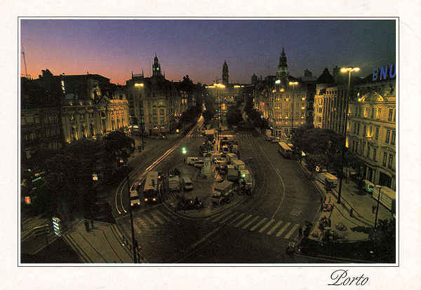 N.� 1515 - PORTO - Ed. Centro de Caridade N� Sr� do Perp�tuo Socorro, Porto - Dim. 15x10,5 cm. - Col. Mario Silva