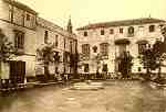 S/N - Sevilla: Plaza de Do�a Elvira - Edi��o J. B. G. 1929 - Dimens�es: 13,7x9,1 cm. - Col. F�tima B�ia. (Vd nota p�g. seguinte)
