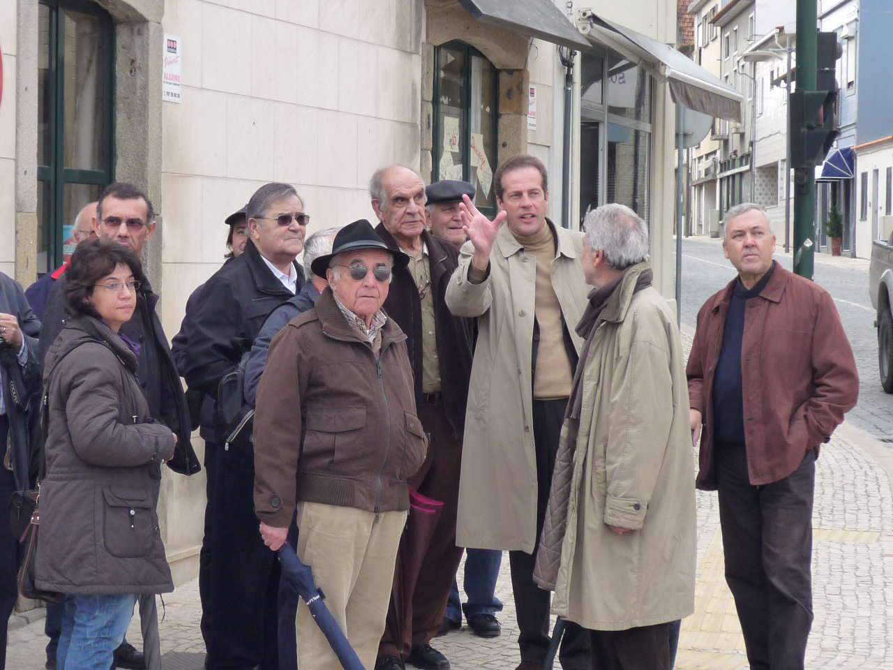 Clicar para ampliar.