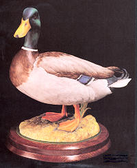 Exemplar de uma pe�a decorativa em porcelana produzido em Portugal, na f�brica da Vista Alegre.