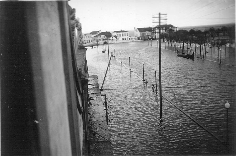 Clicar para ampliar.