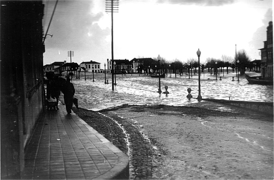 Clicar para ampliar.