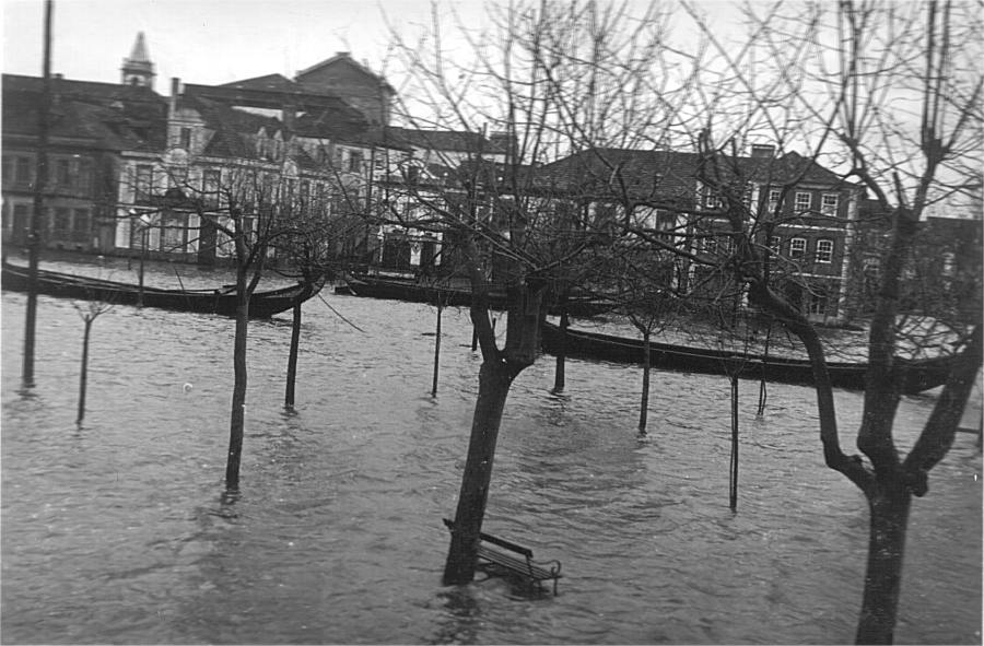 Clicar para ampliar.