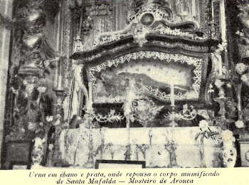 Urna em �bano e prata, onde repousa o corpo mumificado de Santa Mafalda, no mosteiro de Arouca.