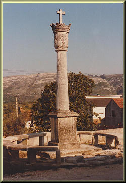 Cruzeiro da Independência. Clicar para ampliar.