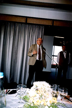 Clicar para ampliar.