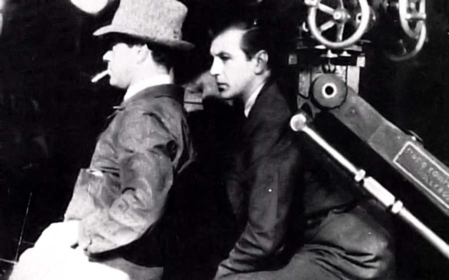 Durante as filmagens de «Doido com Juízo». Clicar para ampliar.